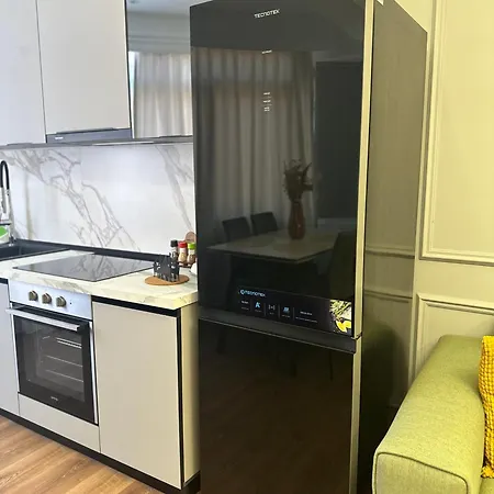 Guenda&mia * Τίρανα