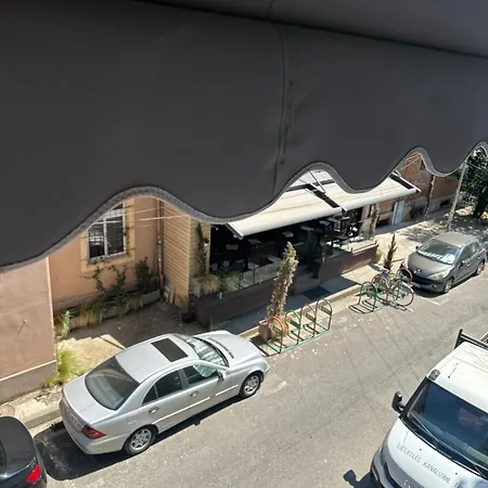 Guenda&mia Τίρανα