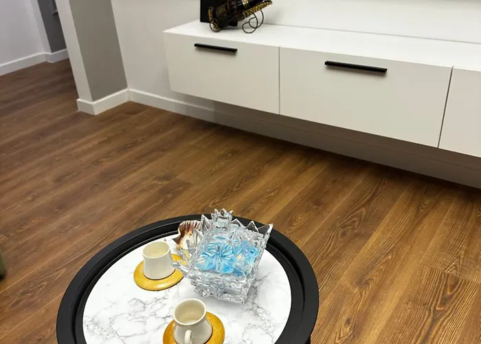 Guenda&mia 地拉那